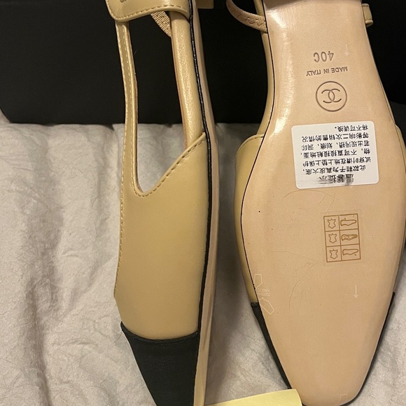 Tan and Black Slingback Flats - Picture 2 of 4